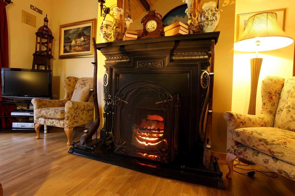 Trooperstown Lodge Laragh Bagian luar foto